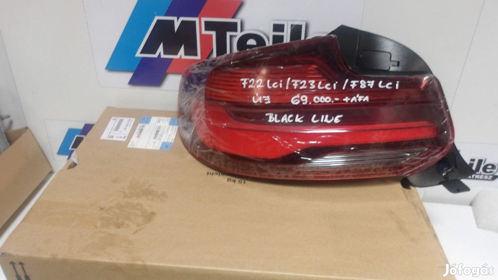 [GYÁRI ÚJ] BMW BAL OLDALI HÁTSÓ LÁMPA F22LCI/F23LCI/F87LCI BLACK LINE